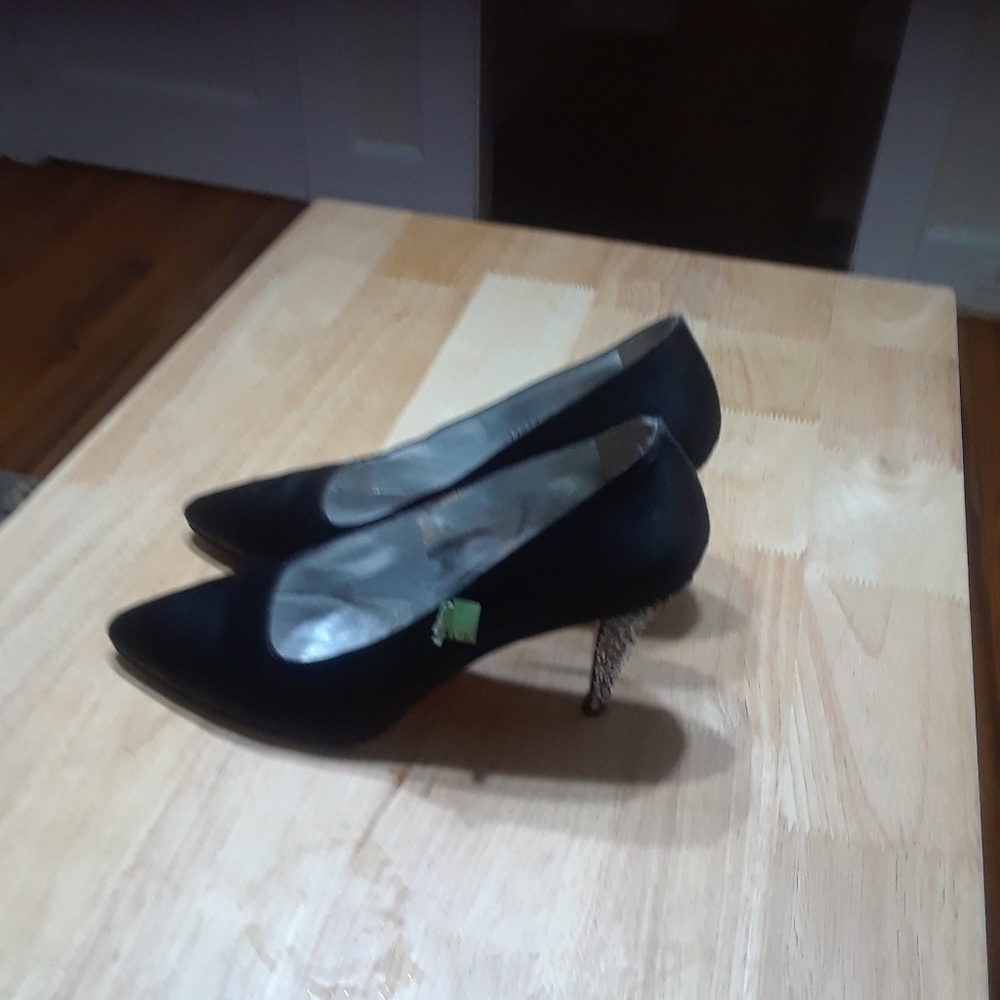 Anne Klein Pumps